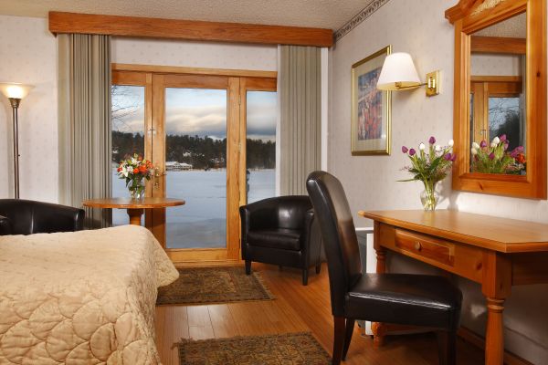 Hotel GOLDEN ARROW LAKESIDE RESORT (Lake Placid)